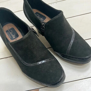 Clarks Artisan Shoes 7.5